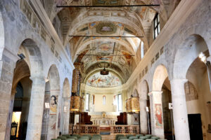 Visita guidata - La chiesa di S. Giorgio a Brescia Navata centrale della chiesa di San Giorgio