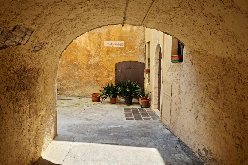 vicolo borgo salo Visita guidata - Salò